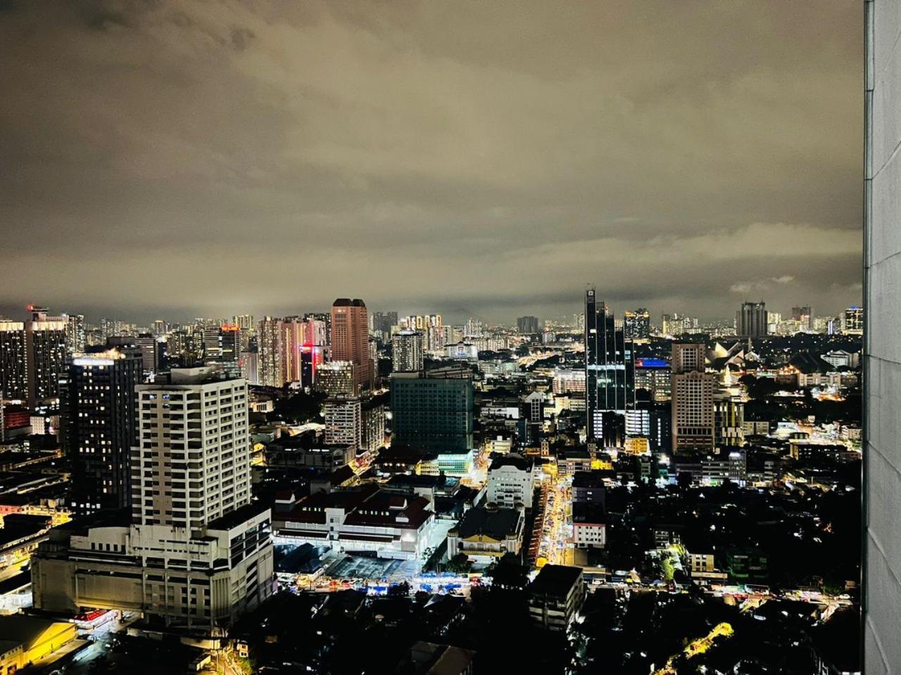 Klcc The Luxe Colony Skypool By Tasrifa Kuala Lumpur